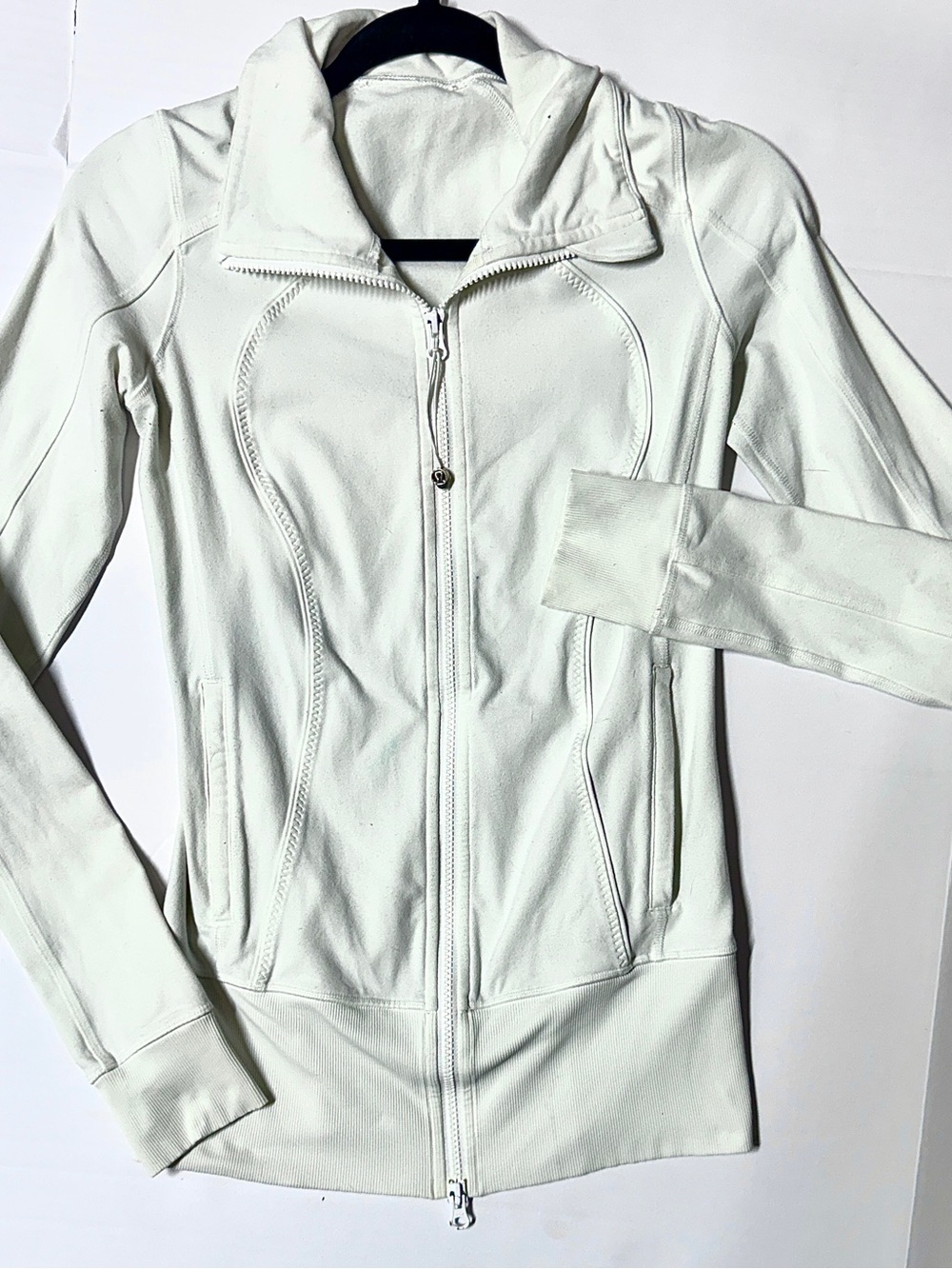 lululemon athletica define white Full-Zip Bomber Jacket size 4